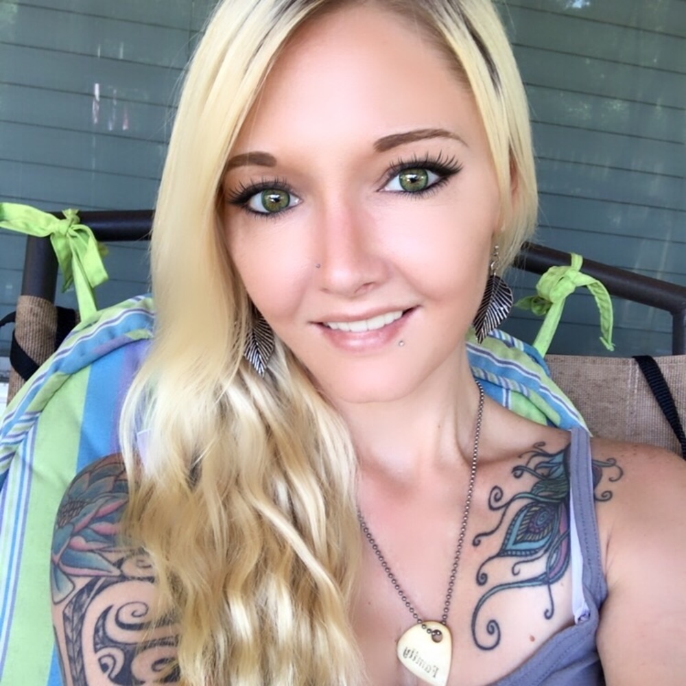 Meet your Posher, Amber